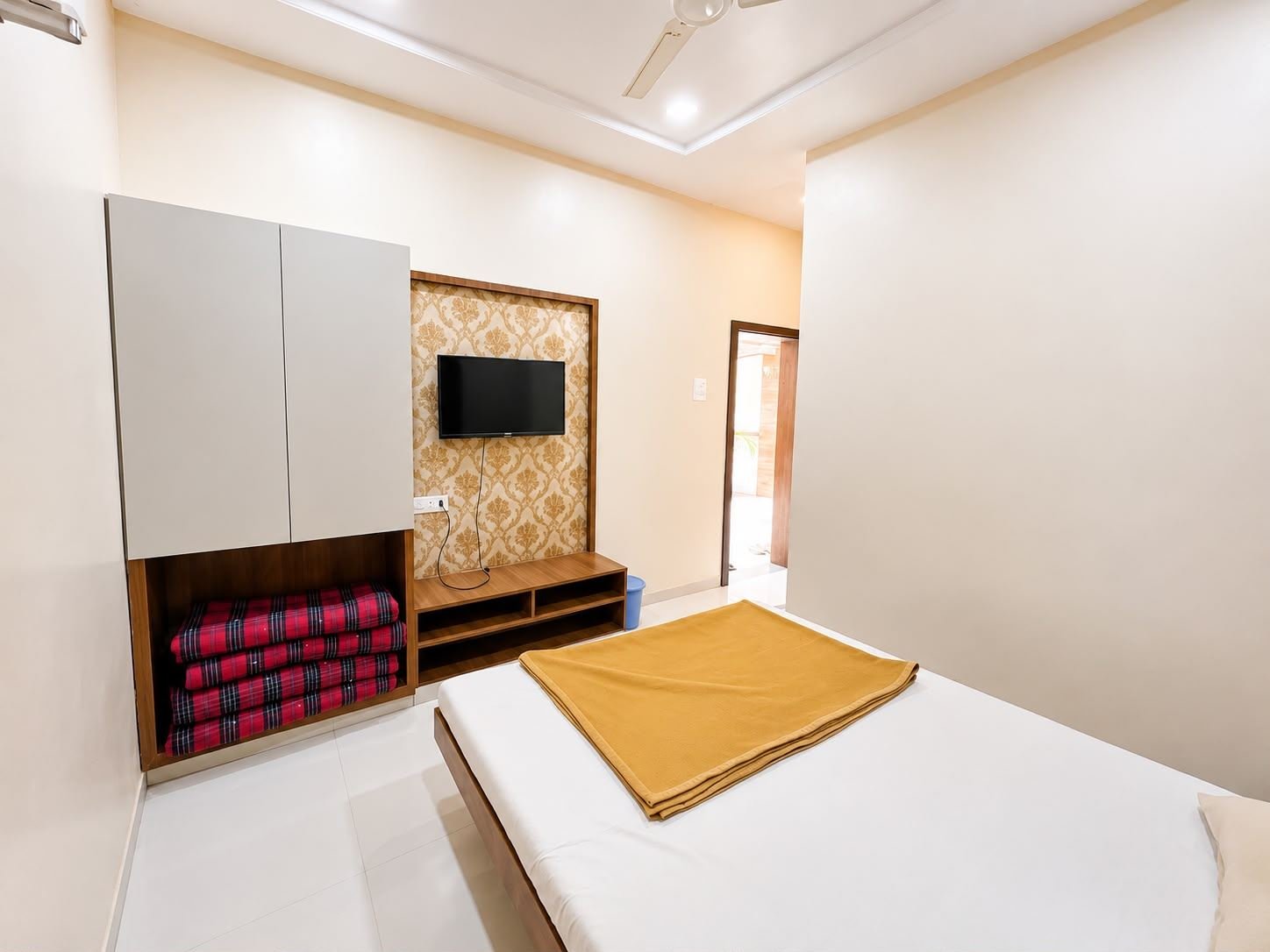 Non AC Rooms Interior