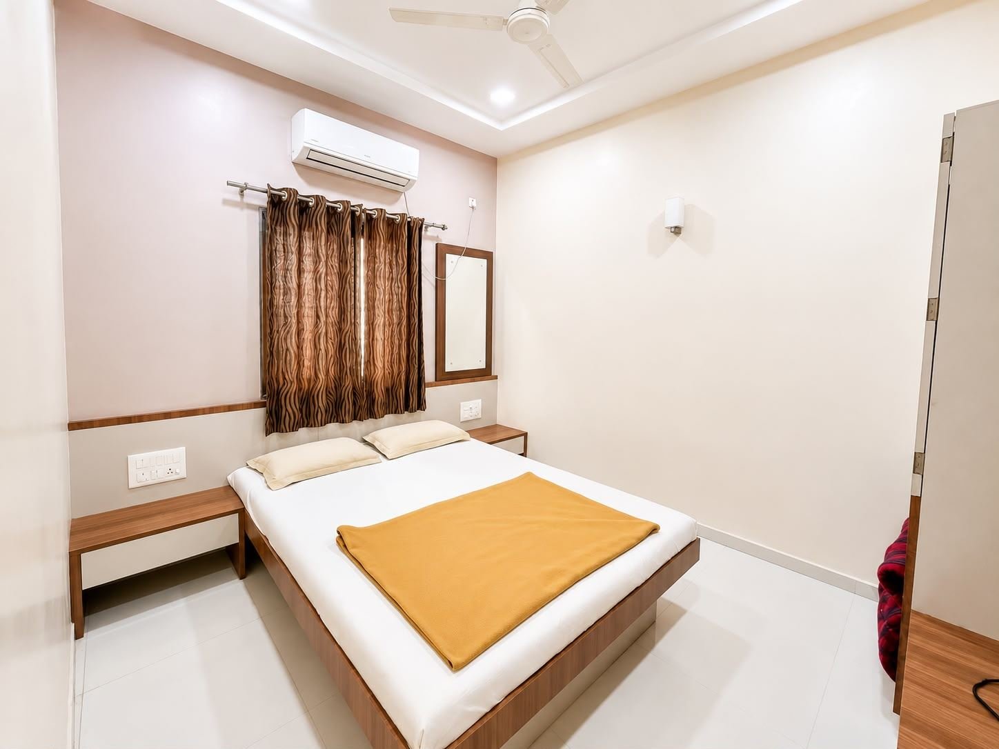 AC Rooms Interior